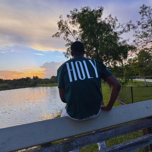 Holy T-shirt